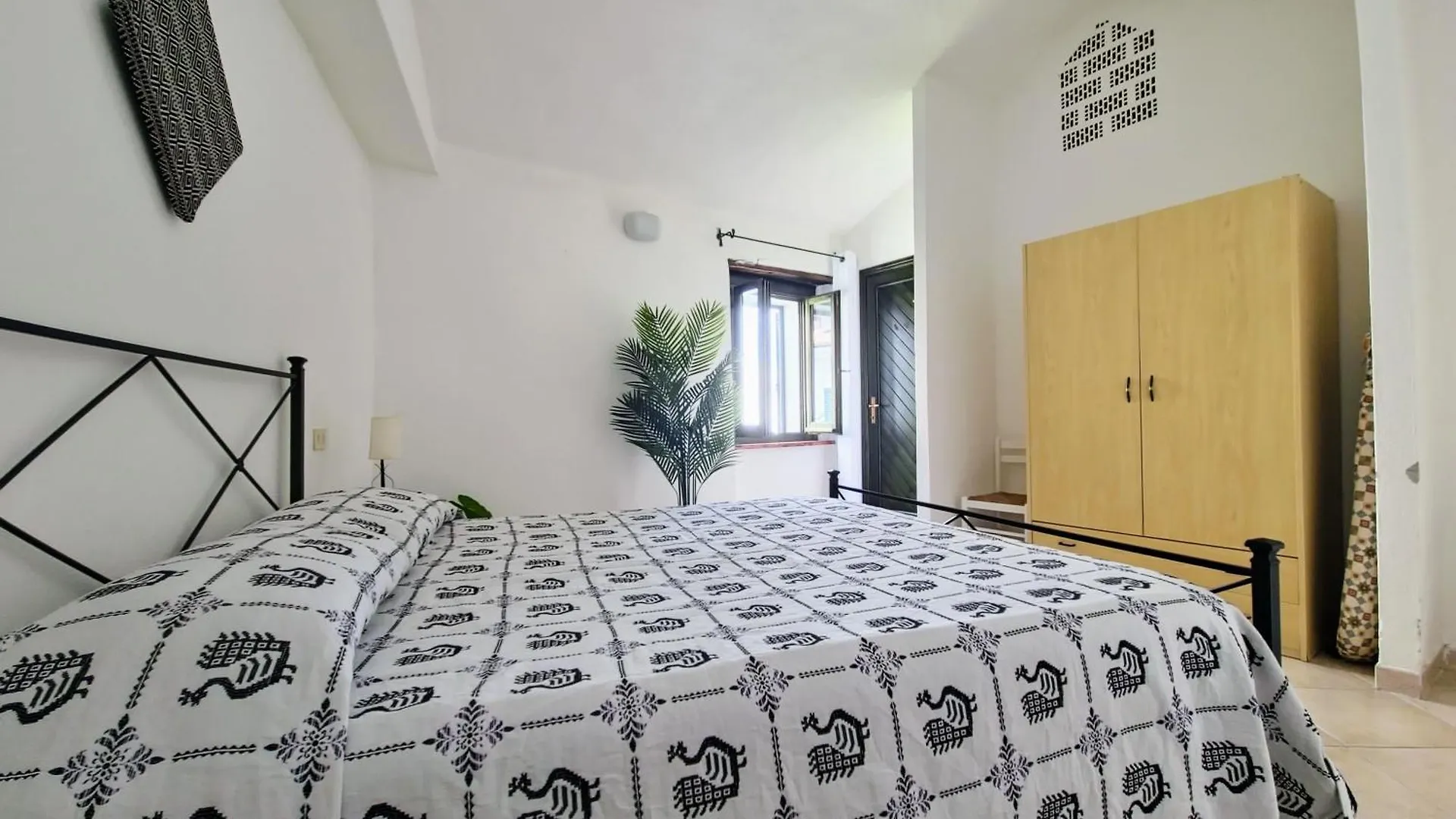 Dommos - Arcada Apartments Orosei