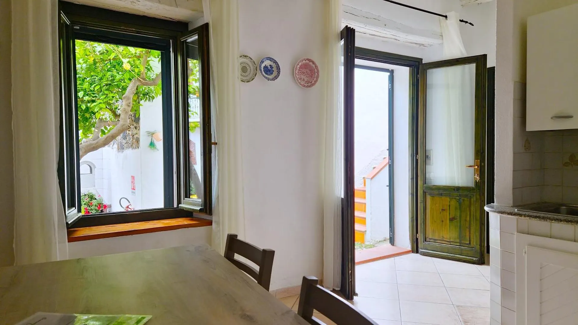 Dommos - Arcada Apartments Orosei