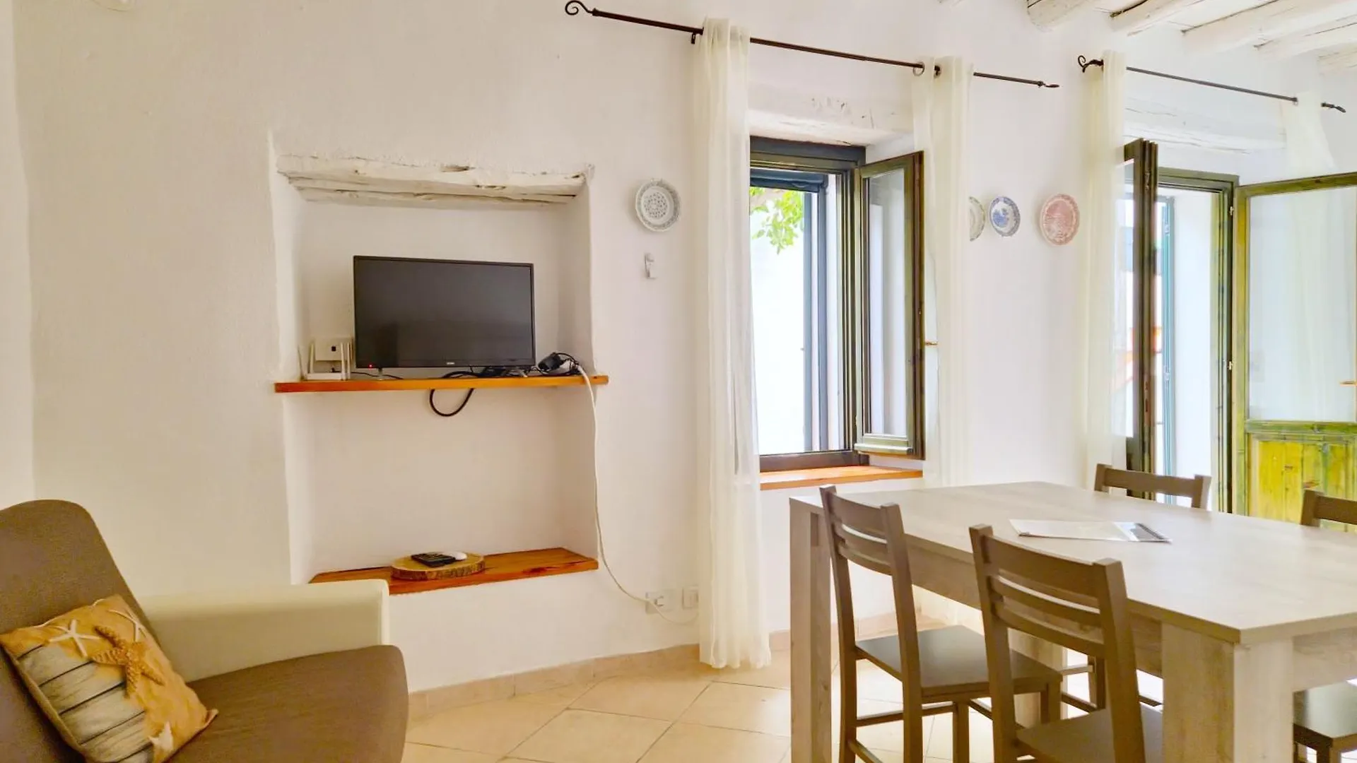 Dommos - Arcada Apartments Orosei