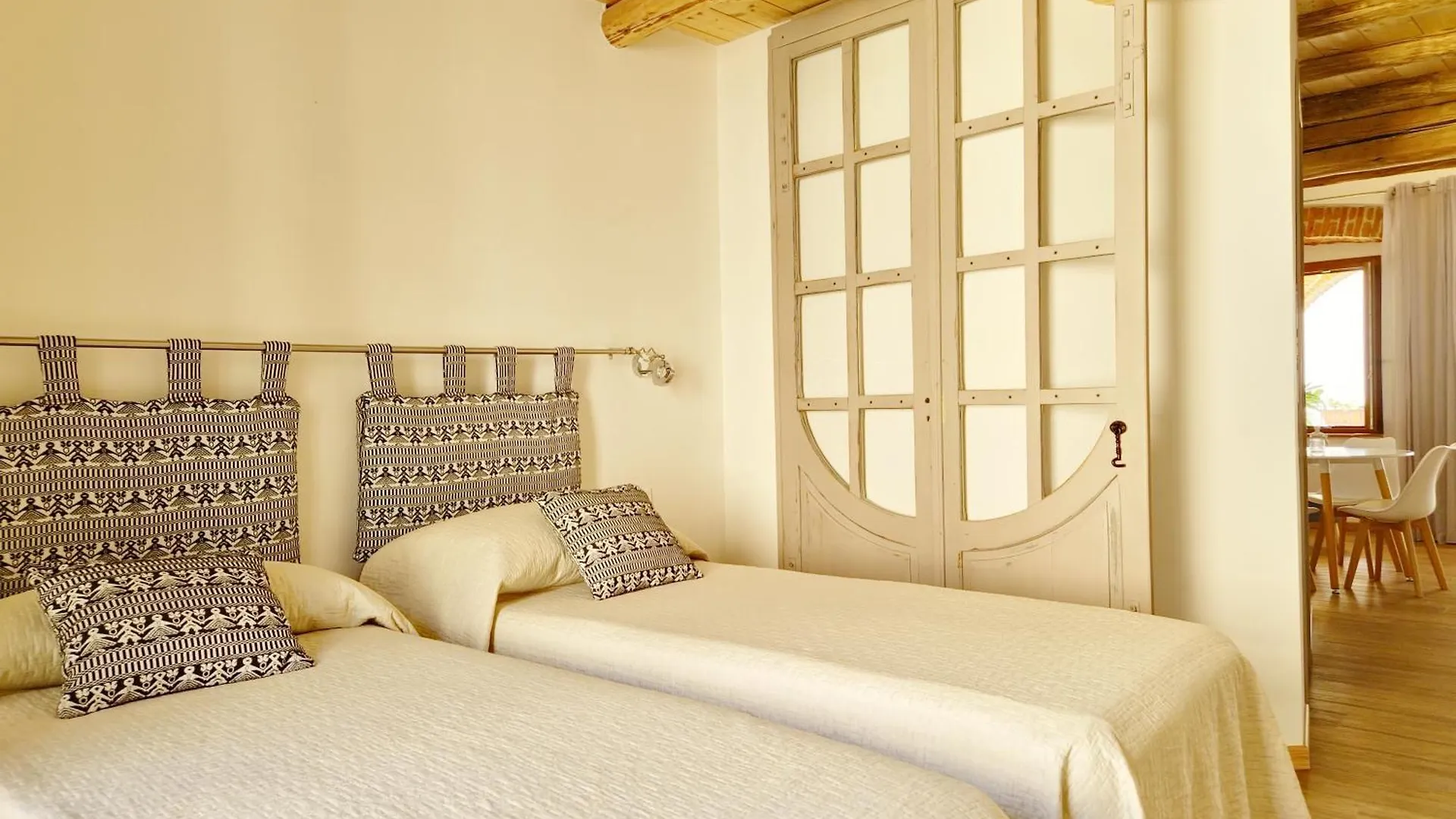 Dommos - Arcada Apartments Orosei